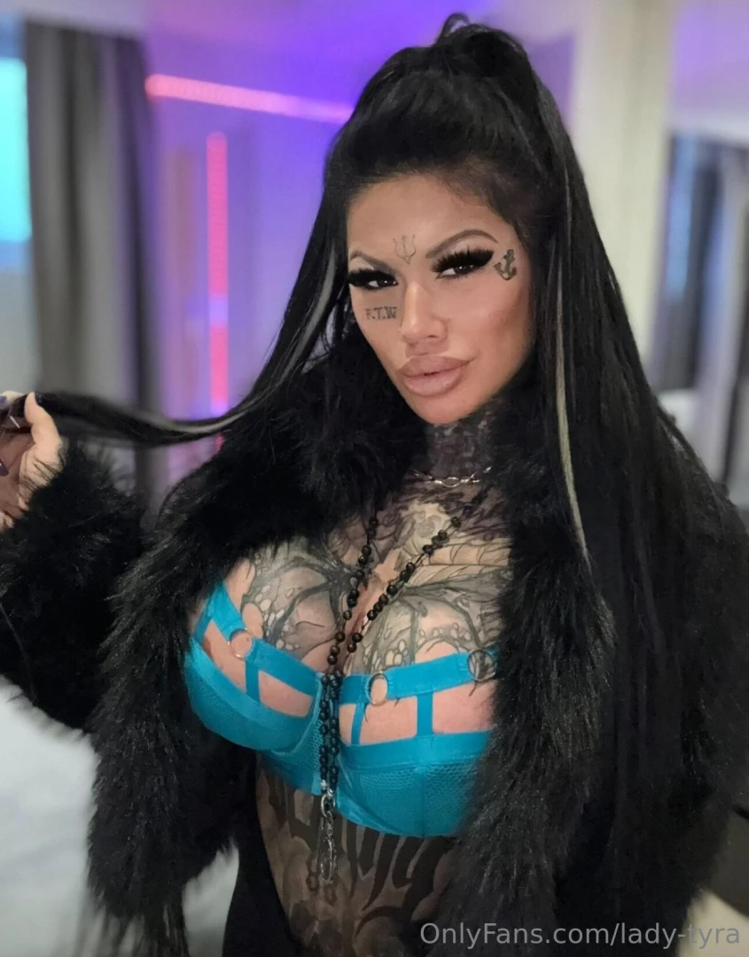 Come on my big fake tits part 1 