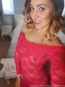 Nipples on show perfectly red is just my colour