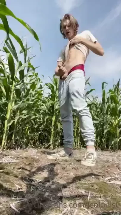 Started jacking off in the field but failed pretty quickly posting 