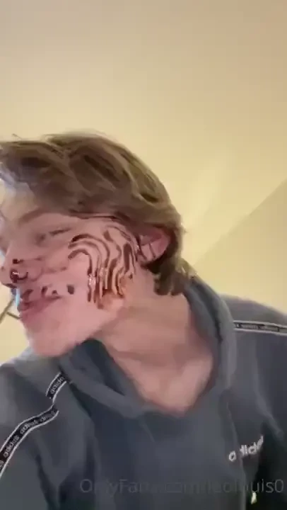 Bts of my last post lmao 