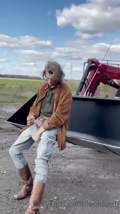 Farmer boy loves to toy with his cock 