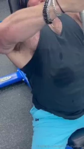 Chest pumpin pec poppin