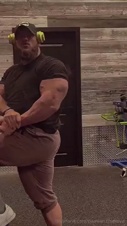 Pump check how we lookin 