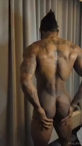 Come worship me part 25