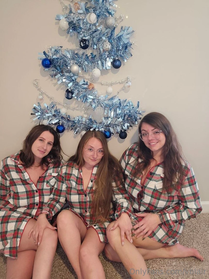 Ready to take off the ribbons on your gifts 