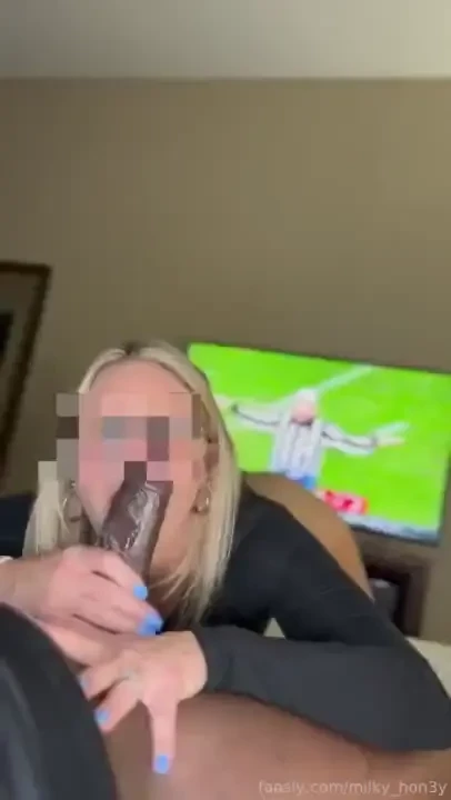 My first bbc facial i love sucking his cock i could do it for hours 2 