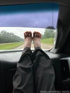 My toes feel good on the windshield toes feet whitetoes blonde petite part 1