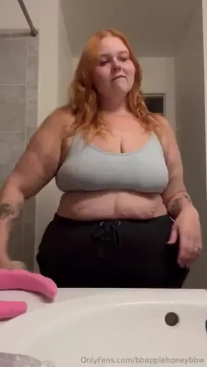 Undress and jiggle hehe been awhile since i posted a shot clip like 
