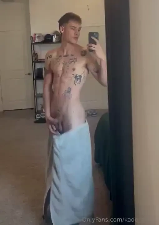 Deep throat it till ur eyes water drop me a 5 tip on this post to see 