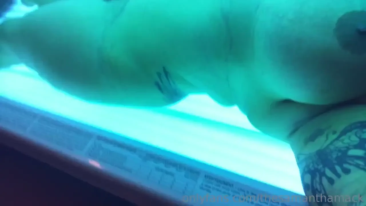 Naked again at the gym 