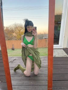 Green queen hi there hope u all are having a nice holiday season this part 12