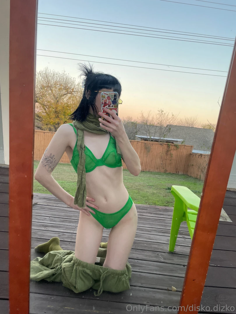 Green queen hi there hope u all are having a nice holiday season this part 1 