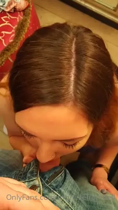 A little risky fun in the dressing room 