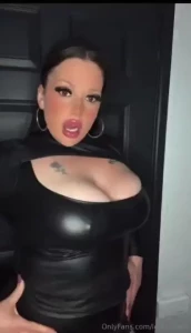 Shiny outfits for the win