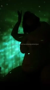 Good evening my secret service darlings there s a nice new glow to our