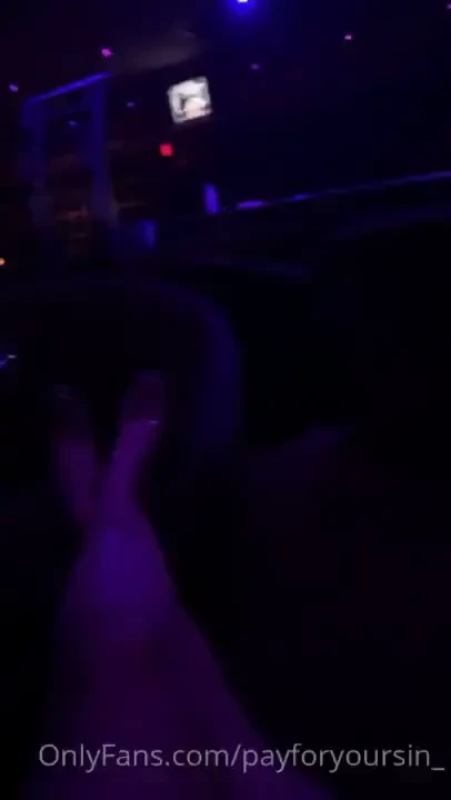 For more feet and dancing content sub to my vip payforyoursin_paid 