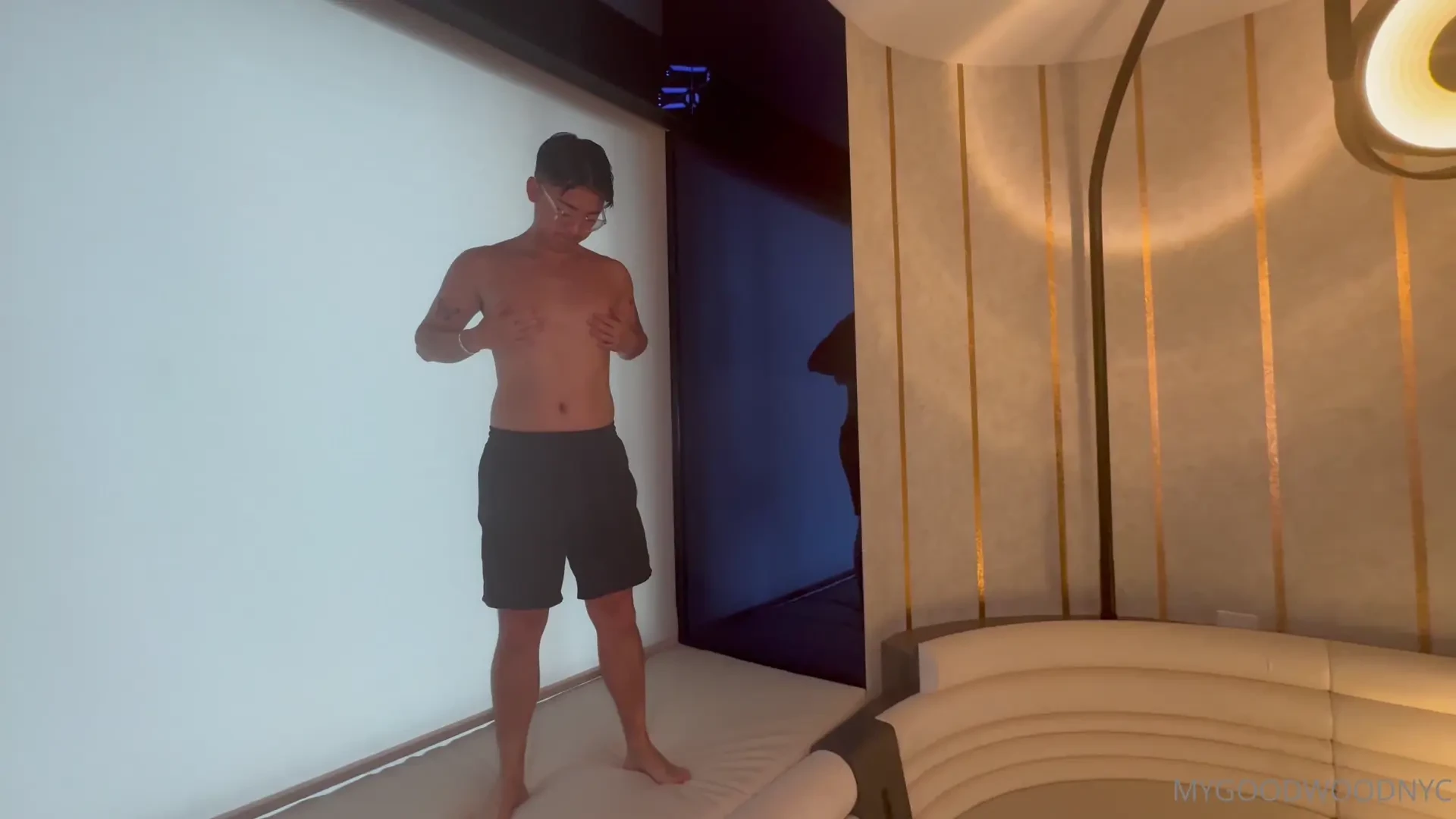 Can your little hole take this big dick thedannyice 