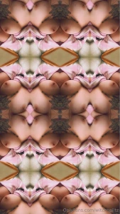 Kaleidoscope effect