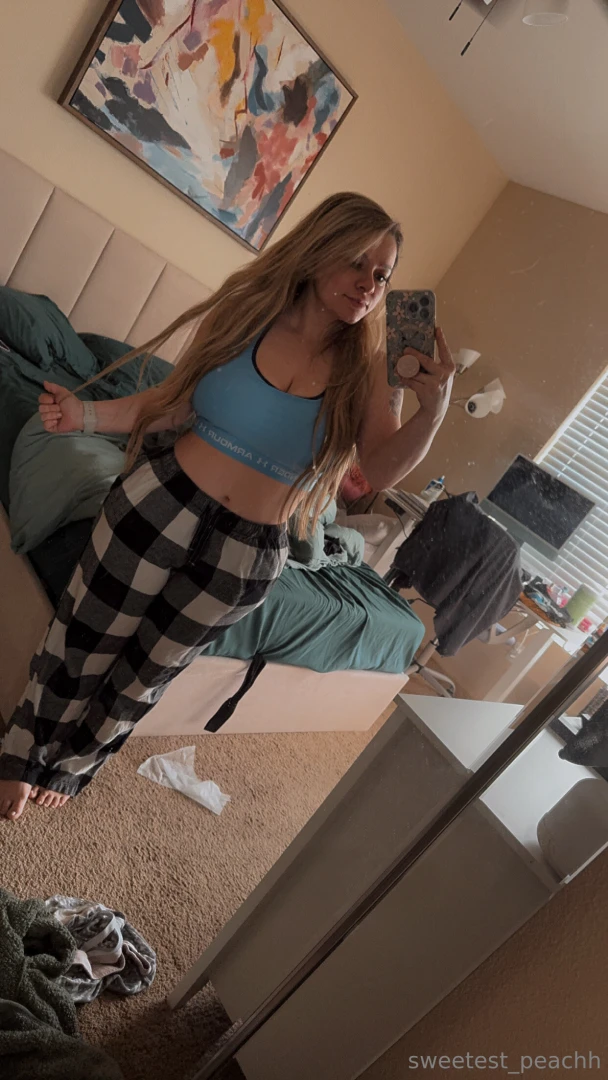 Come get cozy with me ignore my dirty mirror 