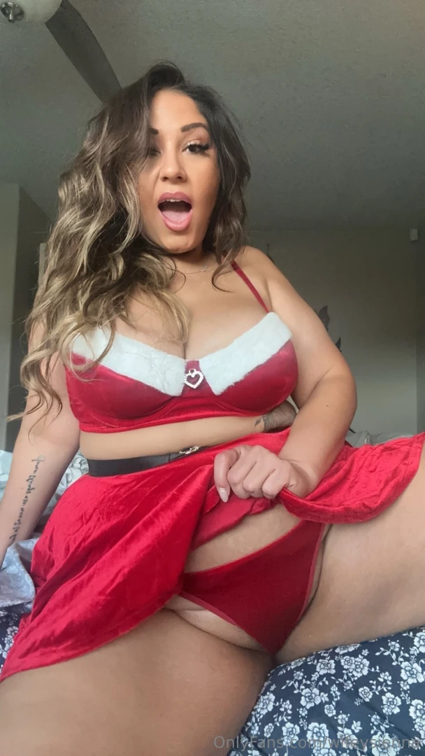Would you get naughty with mrs claus 