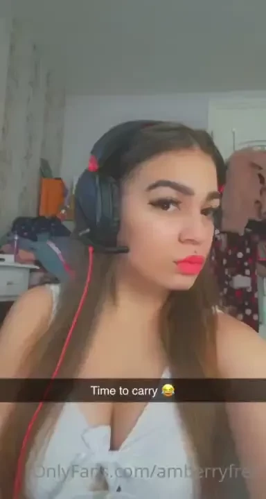 Should i add photos of me naked playing gaming https onlyfans com 