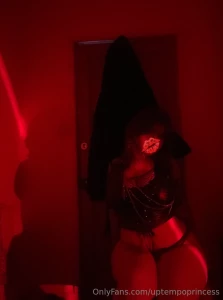 Gladiator draven lookalike competition in my room tonight part 1