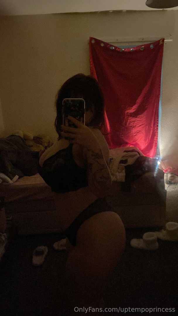 May february bring you lots of ass and tiddy pics and for me at least part 1 