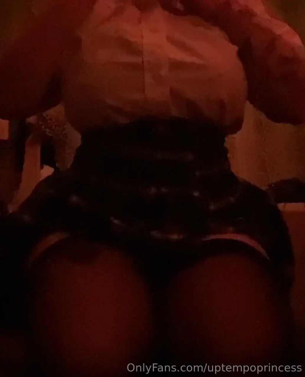 Trying to seduce you slowly 