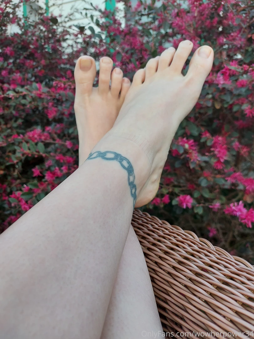 Here s your friday freebie just two pics from a full set you can part 1 