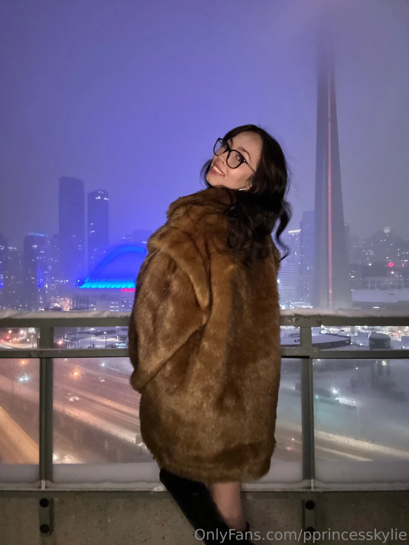 Outfit for cold nights 