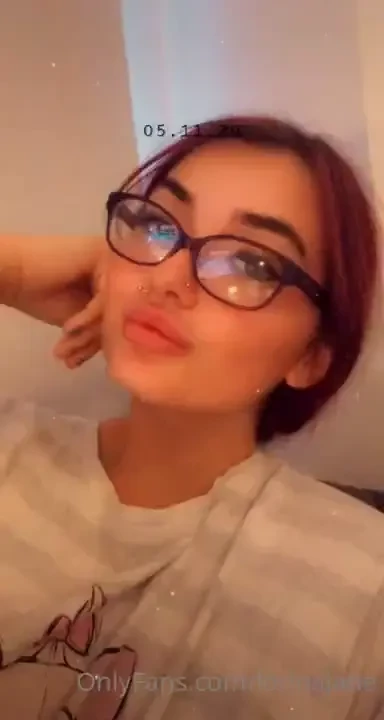 Excuse my pjs what do you prefer xx 