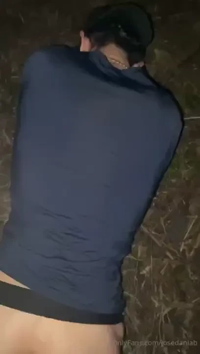 Vine a comerle el culo a este chico i love those skinny ones 