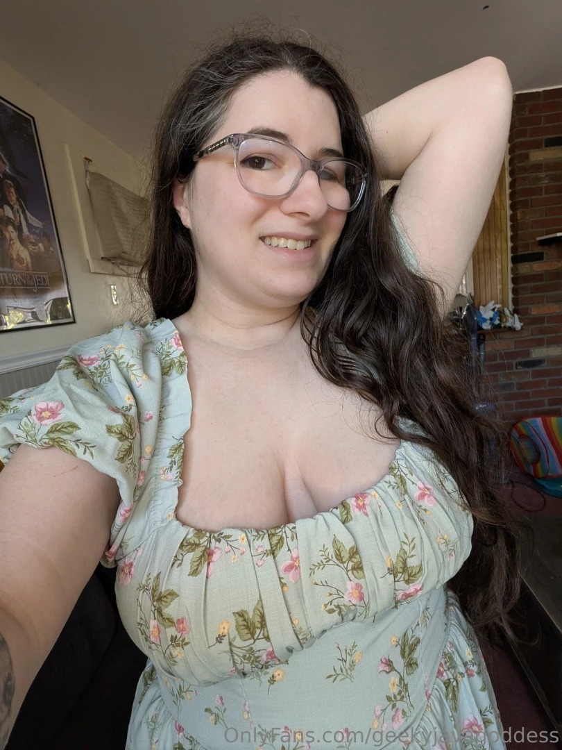 I love sundress weather 