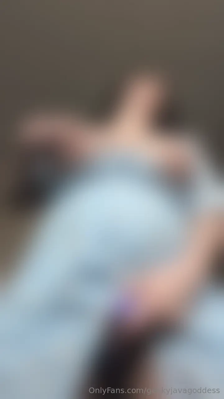 Standing orgasm in my sundress 