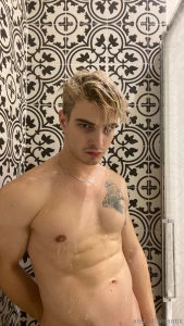 Steaming up your screen just me the water and nothing to hide ready to part 1