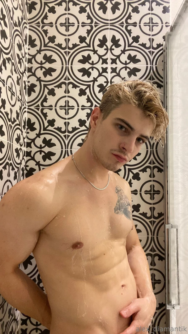 Steaming up your screen just me the water and nothing to hide ready to part 2 