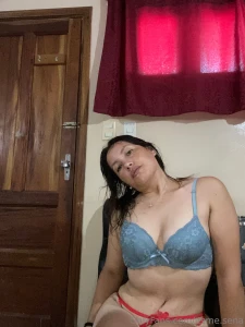 Bet you can t look away go ahead admit it turns you on dm me