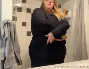 Show me some love come shower with me if you want to see the entire 5