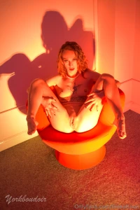 Solo photoset by ian t - york boudoir playing with light and a funky part 15