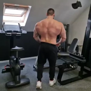 Back making them gains for you all