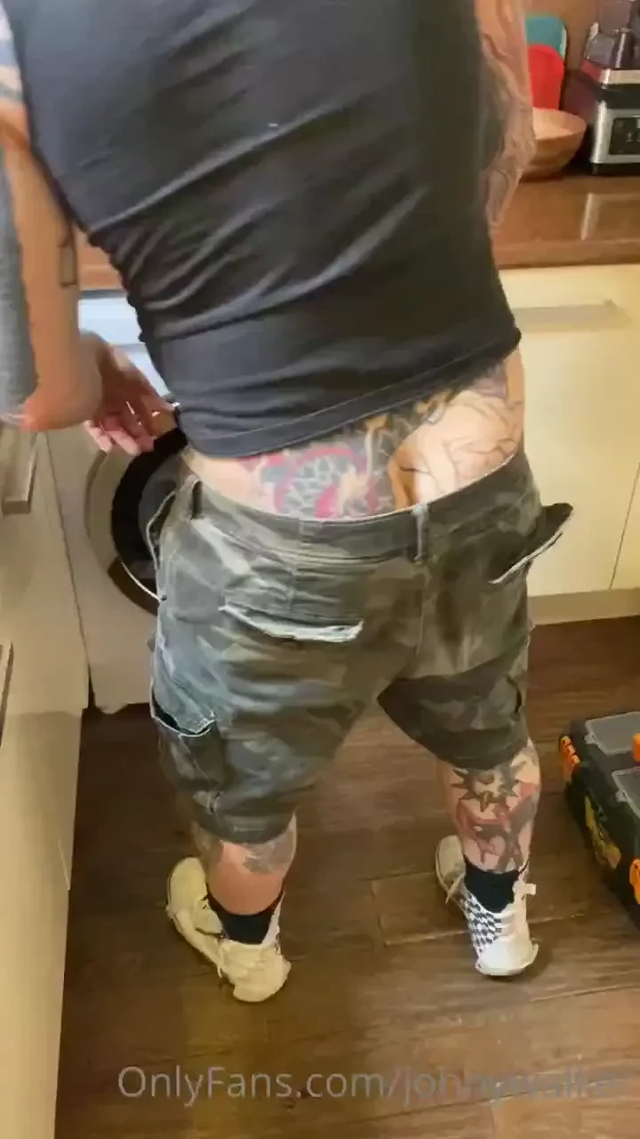 The plumber p3 teddy_bryce i couldn t resist calling my horny plumber 