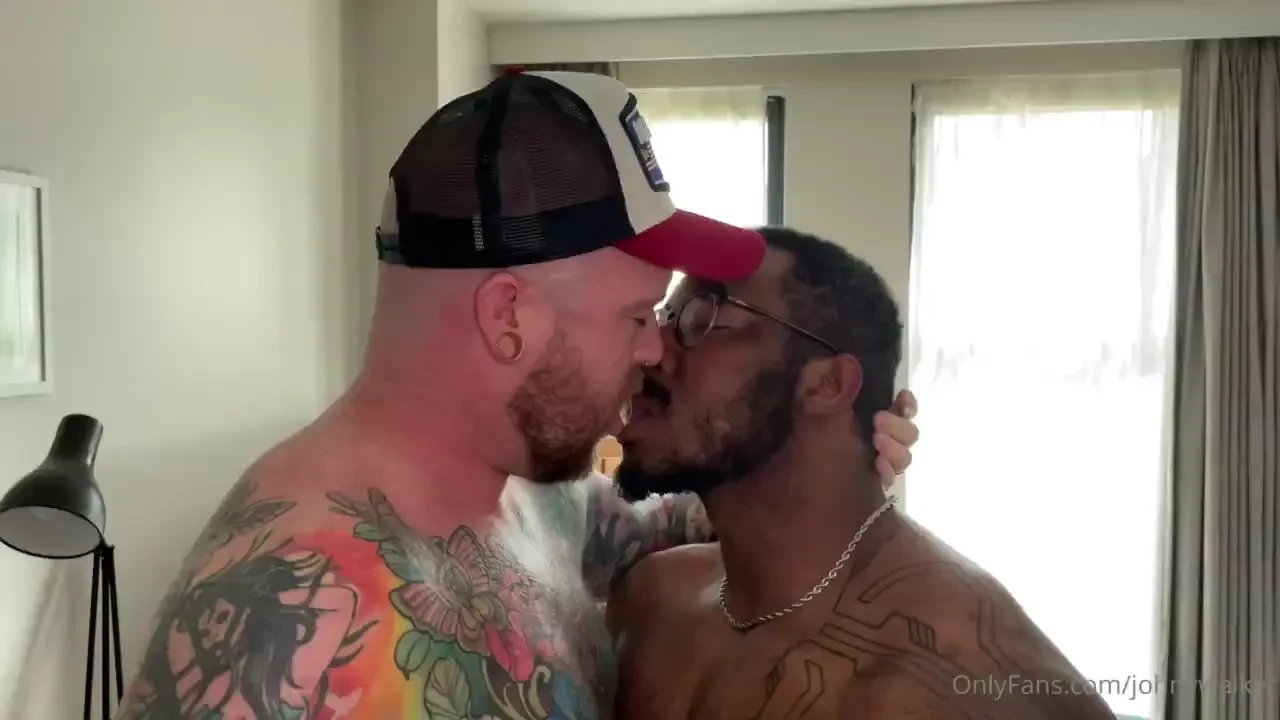 Loved spending last weekend with massively_mode his ass tasted so good 