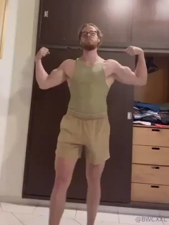 Abs starting to show through clothes that s a milestone i wasn t sure 