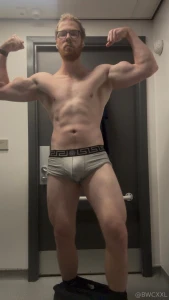 Hey i was thinking about you in the shower swipe for a quick physique