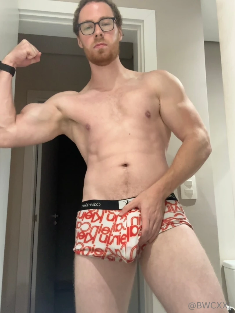 It s the weekend and i m fucking horny hope you ve been working hard 