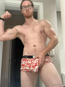 It s the weekend and i m fucking horny hope you ve been working hard