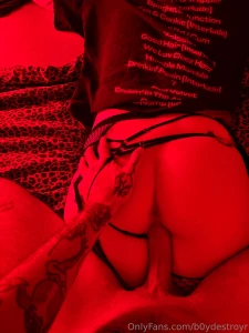 Make a mess of me and my fishnets