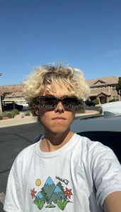 One touch from me and your mind will forget everything else