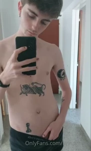 Heyy what are you doing do you wanna cum with me