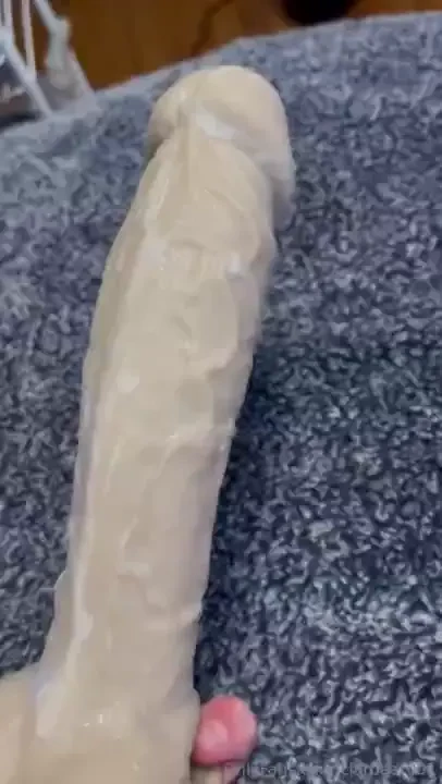 I got so creamy yesterday wish it was your dick that i got creamy on 